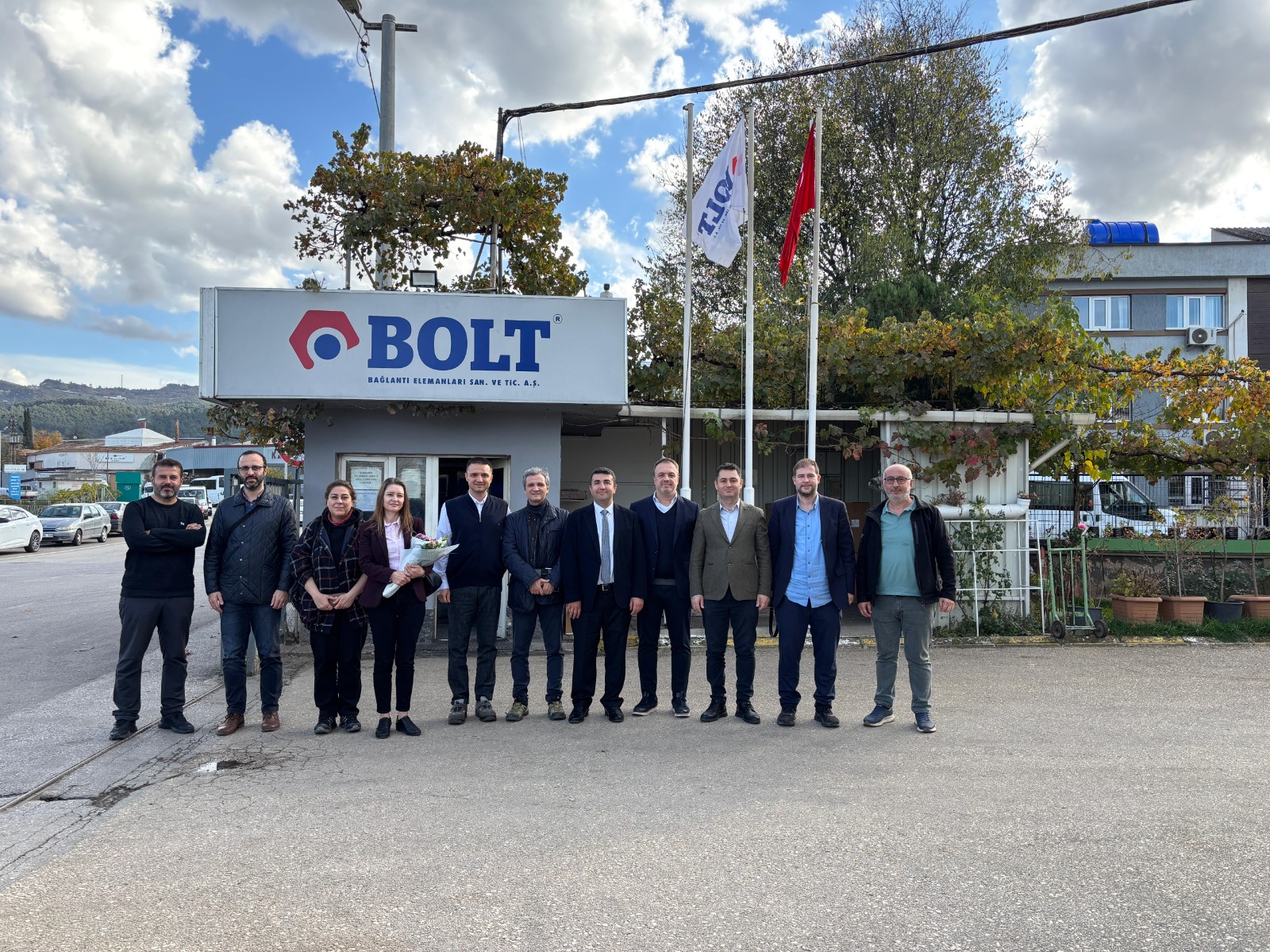  20251125094503802bolt2